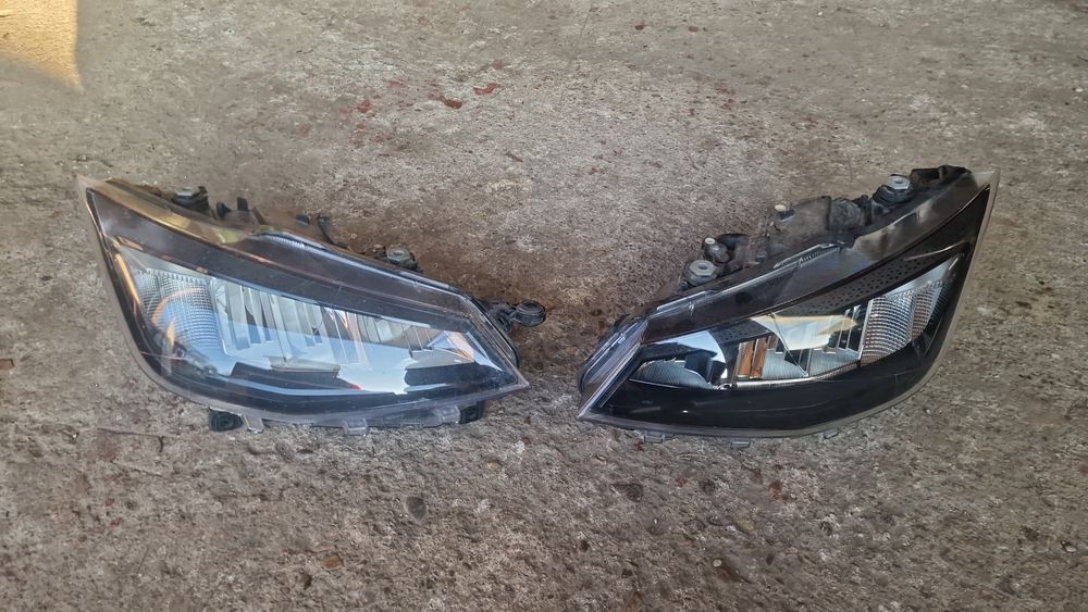 Far stanga dreapta Seat Ibiza 2021 2022 2023