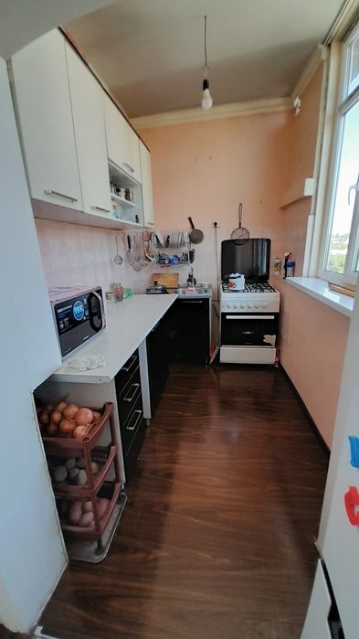 Продаёться  (Сотилади)