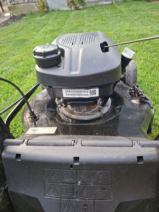 Vand masina de tuns gazon , echipata cu motor Honda 5 cp,GCV170HS4BBNH