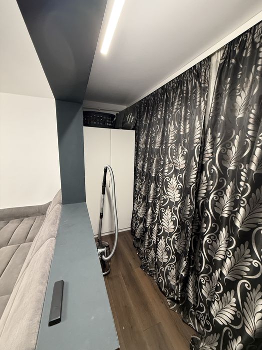 Apartament 3 camere etaj 1 girocului