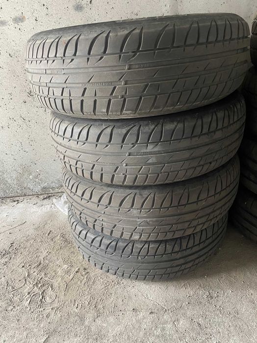 автомобилни гуми