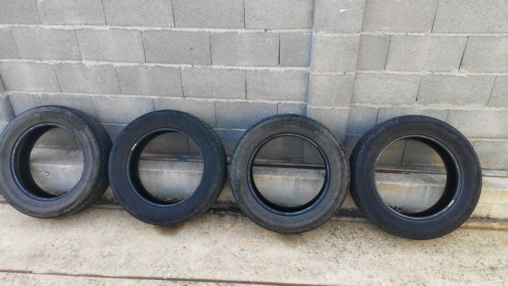 4 броя Летни гуми Bridgestone 215/60/R17