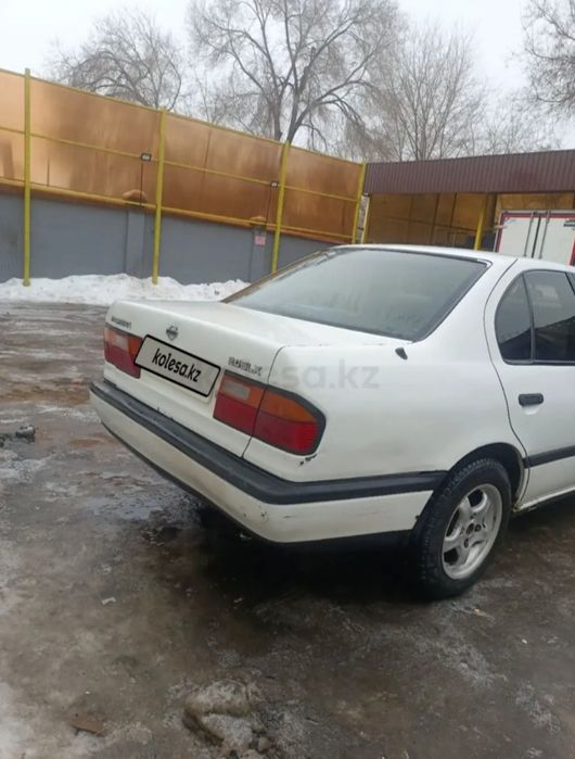 Продам нисан примера