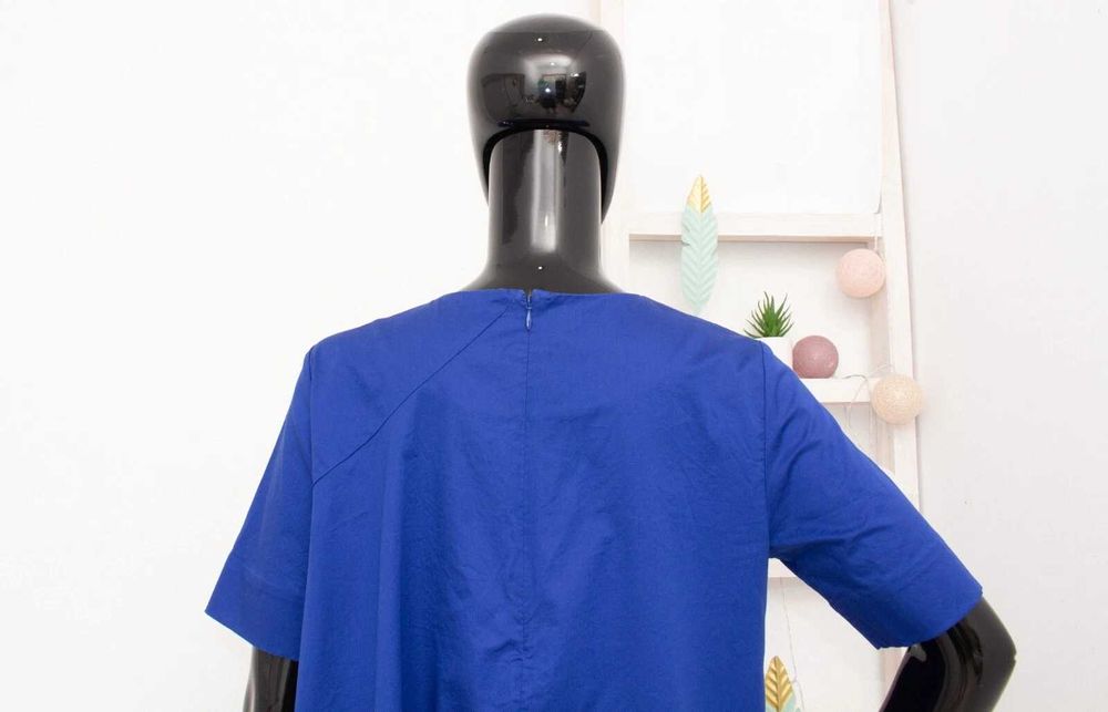 COS оригинална дамска рокля кралско синьо асиметрична 34 XS