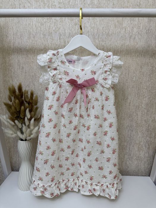 Платья для девочек. Размеры 3-4 года