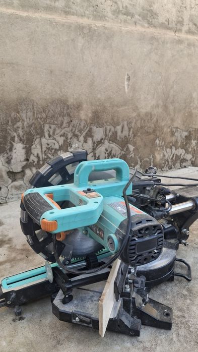 Пила Торцовочная