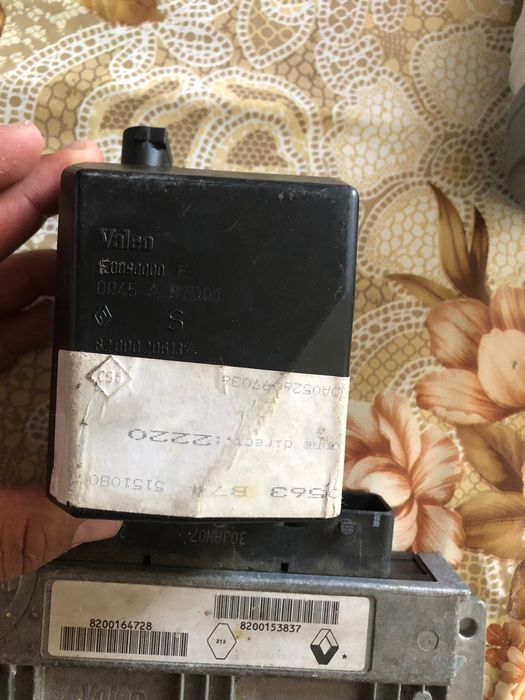 Комютър и дросел клапана за Рено лагуна 2 1.6 1.8