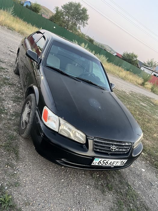 Продам  камри.25 машина