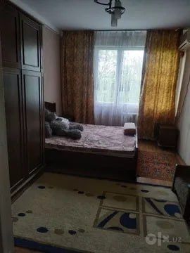 Чиланзар 8.  Продается.  3/4/4.  3 х комнатная квартира