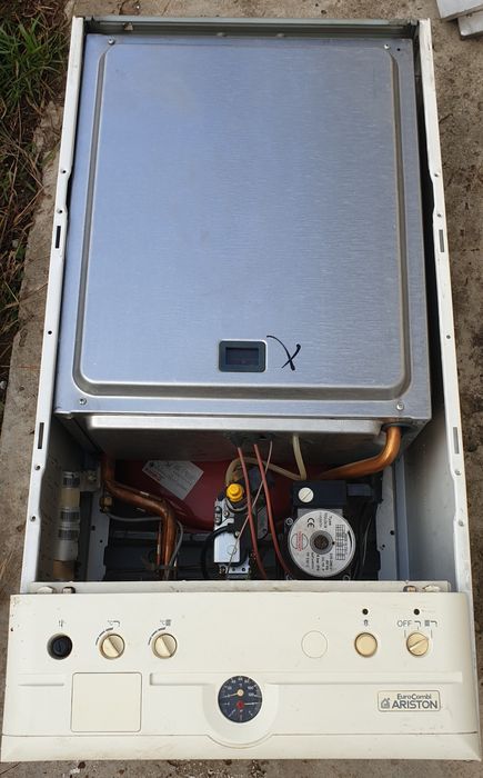 Ariston EuroCombi STAT 23 MFFI Dezmembrez Centrala pentru piese  !