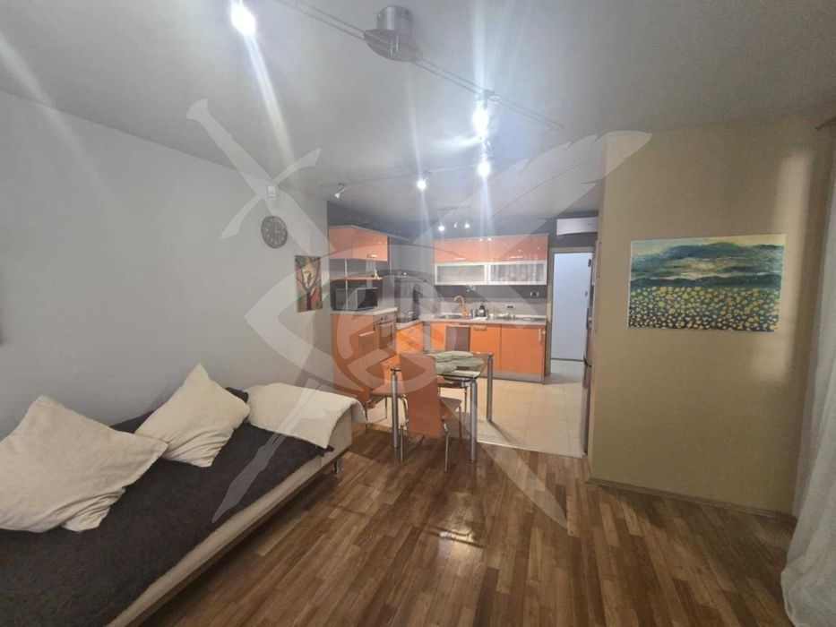 Дава се под наем Тристаен апартамент в Варна, Генералите - 92 кв.м за 1099 € - Снимка #2