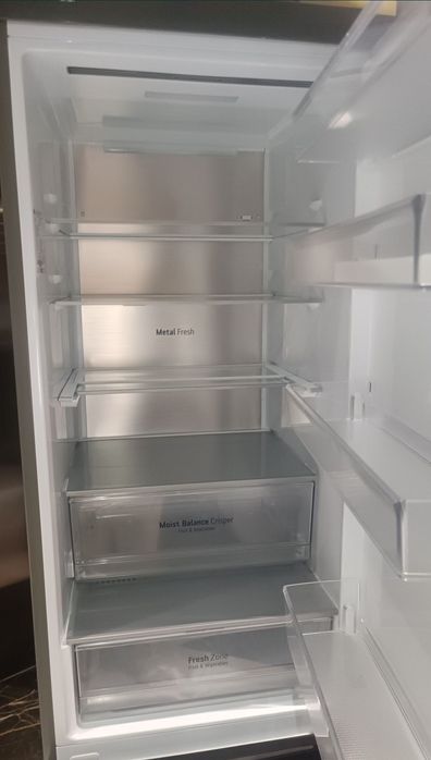 Продам холодильник lg