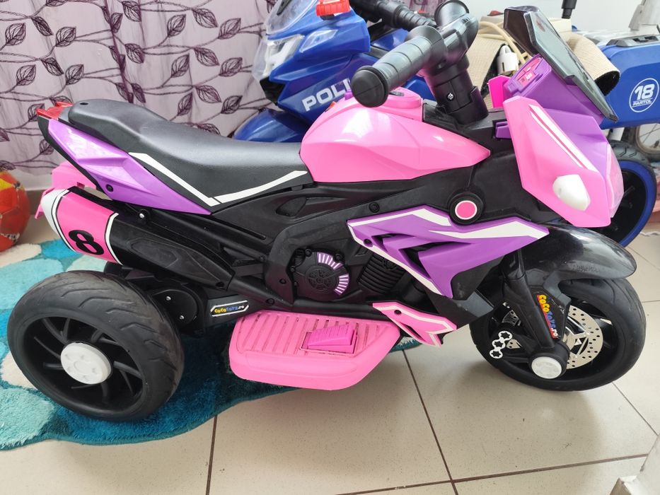 Vând două motor una băieți ,una fata
