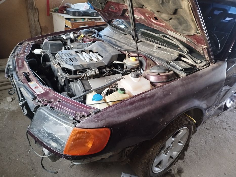Разбираю ауди 100 с4