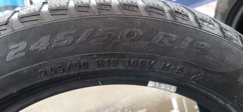Pirelli Sottozero 3, 245 50 R19, de iarna