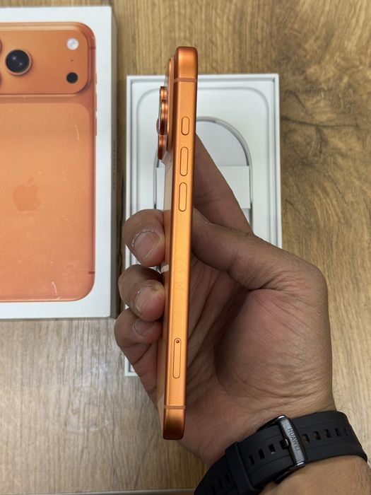  iPhone 17pro max 5G 256gb ЕАС cosmic orange акб 100% в нулёвом сост.