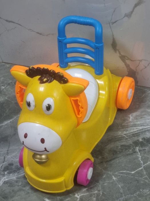 Продам  толакар и  самокат  Полесье