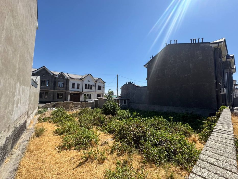 Toshkent tumani qizg'aldoq kochasi yer sotiladi  (orien  jiddah milliy