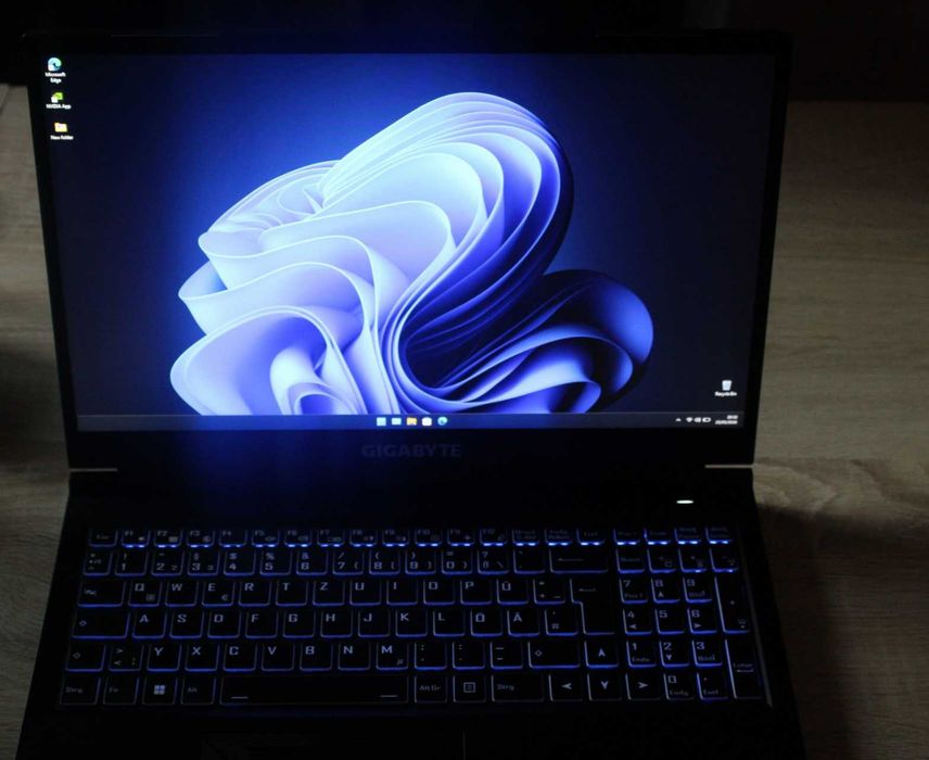 Laptop Gaming RTX 3050 + i5-12500H | Foarte îngrijit