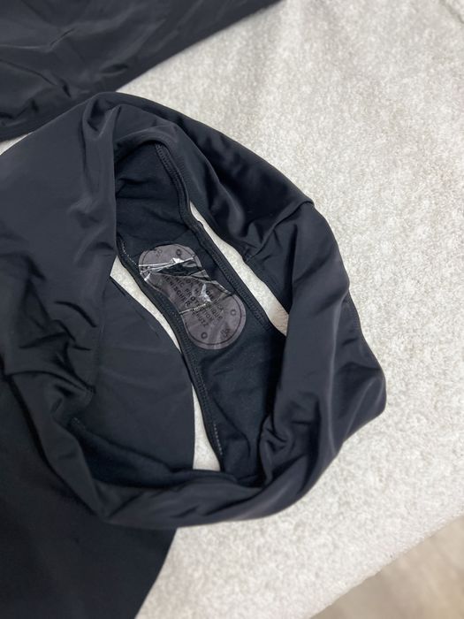 Продам новый купальник