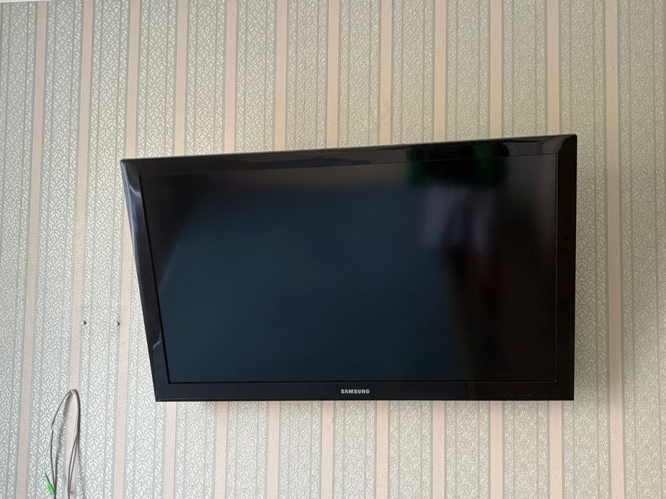 Продам телевизор