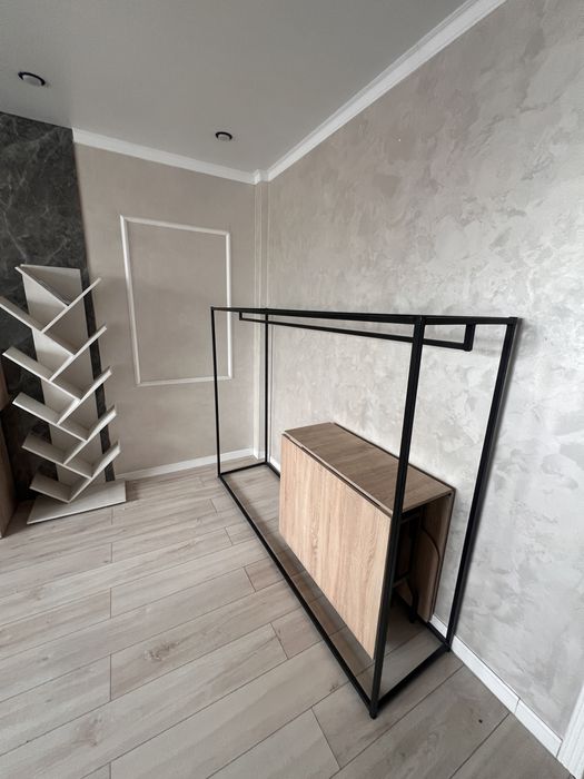 Темір вешолка мен кітап салатын