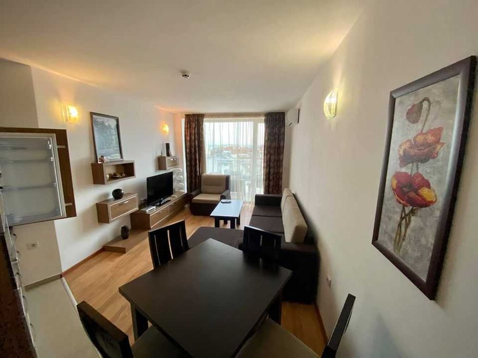 Дава се под наем Двустаен апартамент в Бургас, Сарафово - 76 кв.м за 127.5 € - Снимка #1