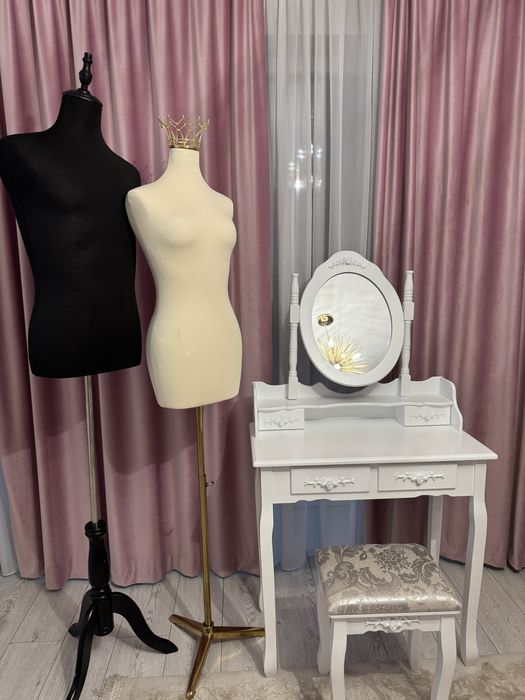 Inchiriez masuta gatit mireasa si manechini mire / mireasa