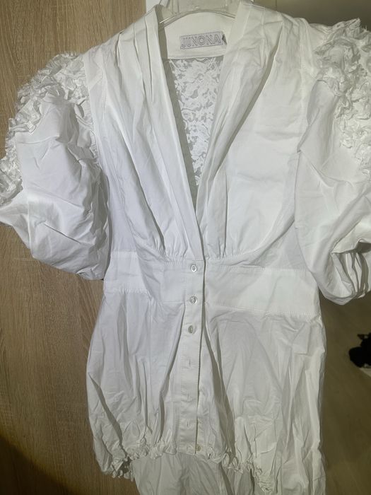 Елегантни блузи за стилна визия