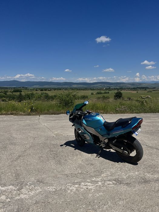 Suzuki rf600r (nu ktm,yamaha,kawasaki,honda,ducati,aprilia)
