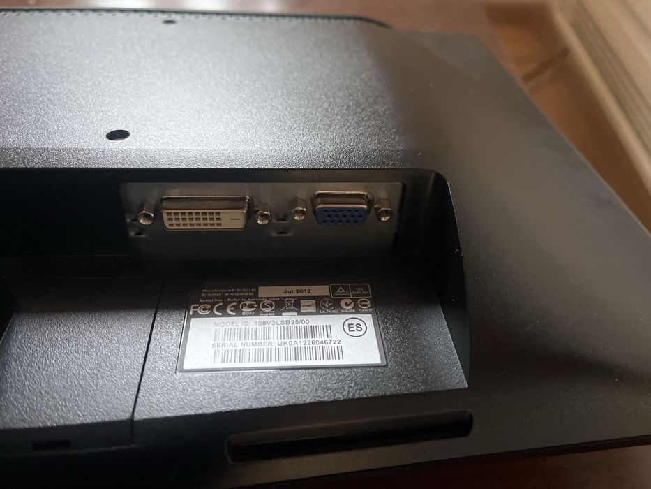 Монитор Philips 18.5”  LED