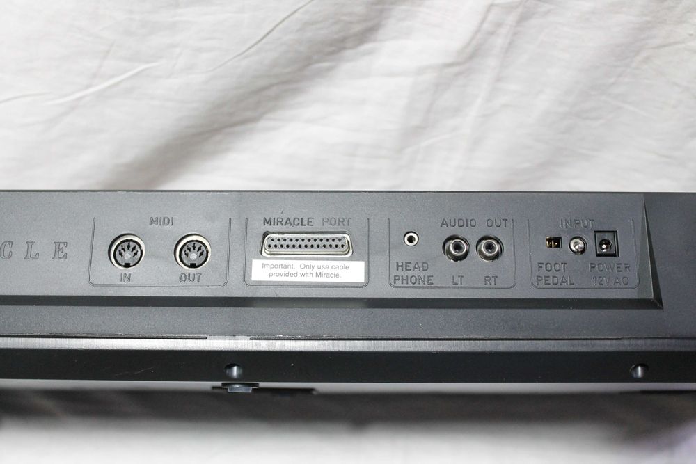 The Miracle Piano claviatura Nintendo NES SNES PC Amiga Sega Mac