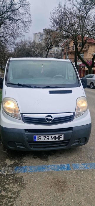 Opel Vivaro 2.0 2012