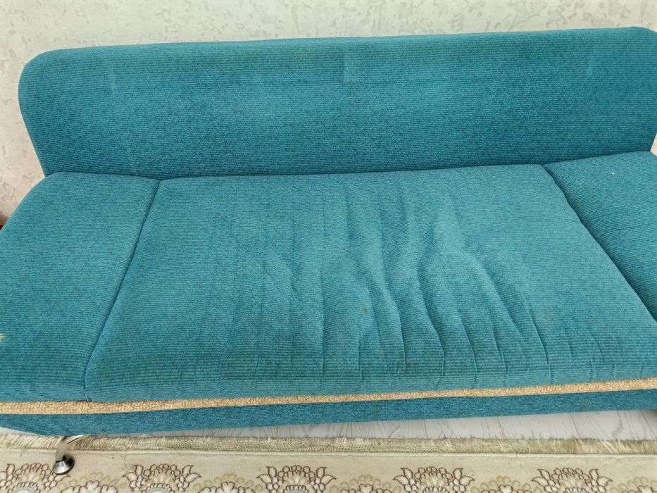 Диван продам срочно