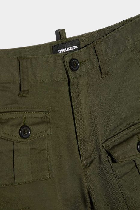 Тъмно зелен мъжки панталон DSQUARED, М-L