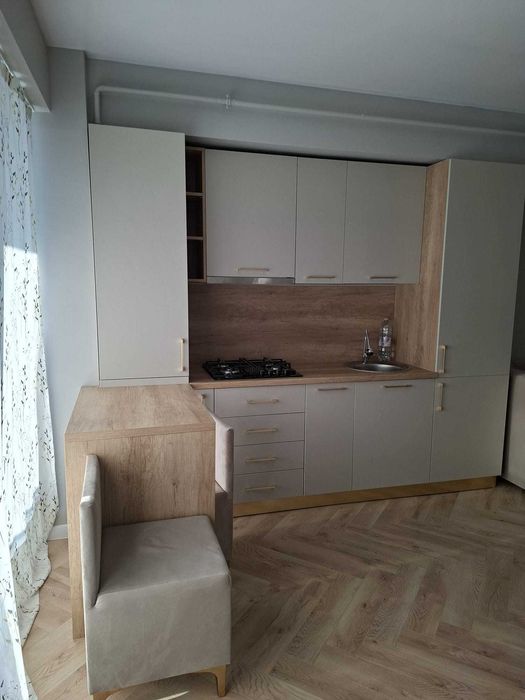 Inchiriez apartament Copou, nou, prima inchiriere, parcare