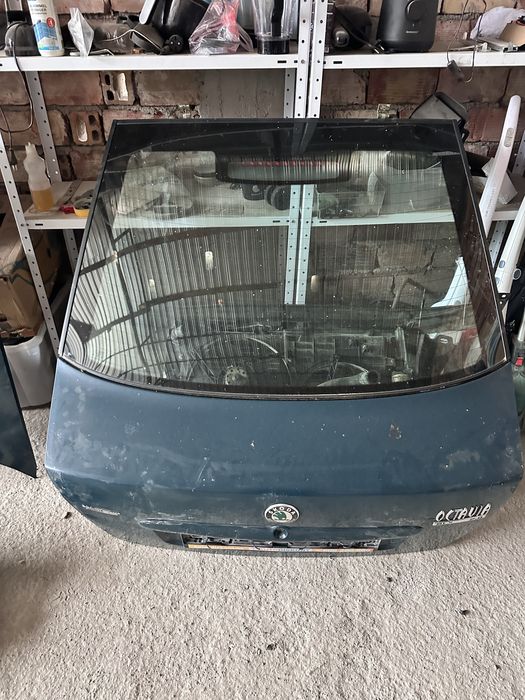 Заден капак Škoda Octavia 1 седан — зелен