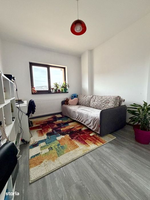 Apartament de 4 camere pe 2 nivele, 120 MP, 2 bai, zona Stejarului