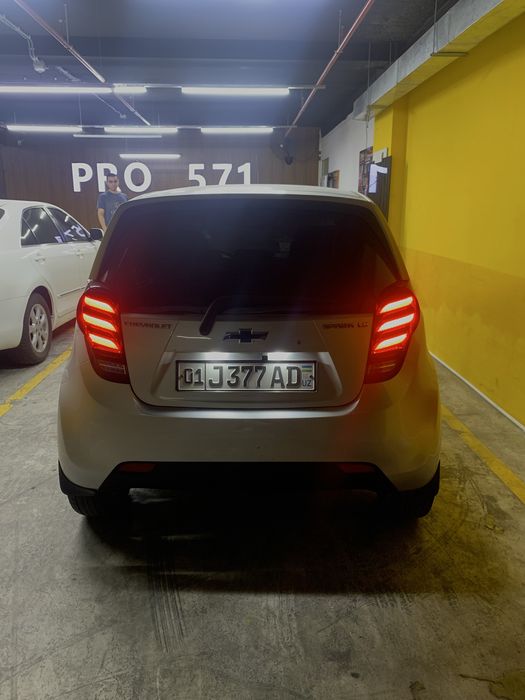 Spark 2015 2 poz 96000 yurgan holati zo'r