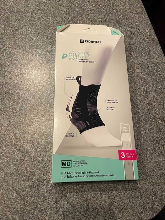 Нова наглезенка/протектор за глезен на Декатлон P900