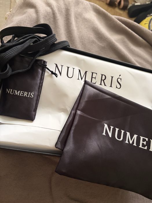продам Новые кроссовки Numeris