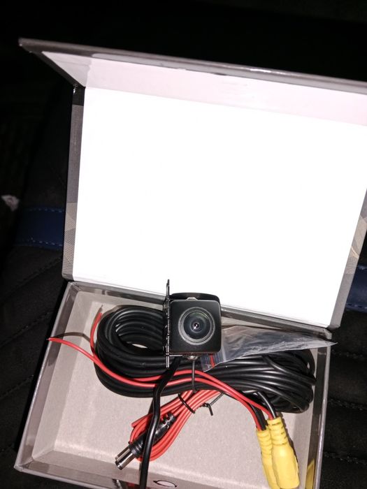 Продам Задную камеру