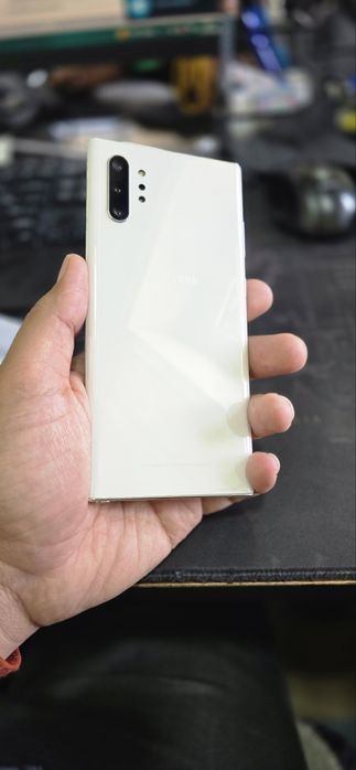 Samsung note 10+5g sotiladi yoki iphone 15proga  ustidan pul beriladi