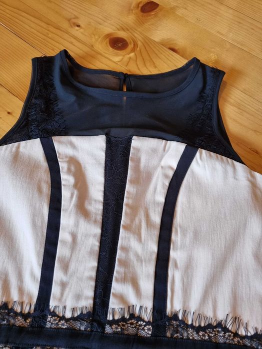 Рокля Paper Dolls London