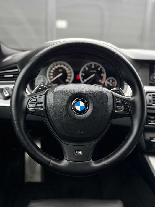 BMW - 520D / M paket / Led / SMG / Automat