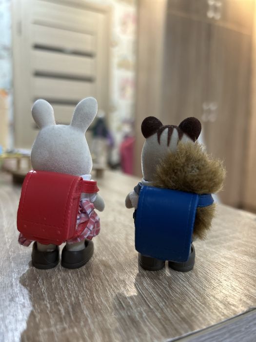 Продам персонажей Sylvanian Family оригинал