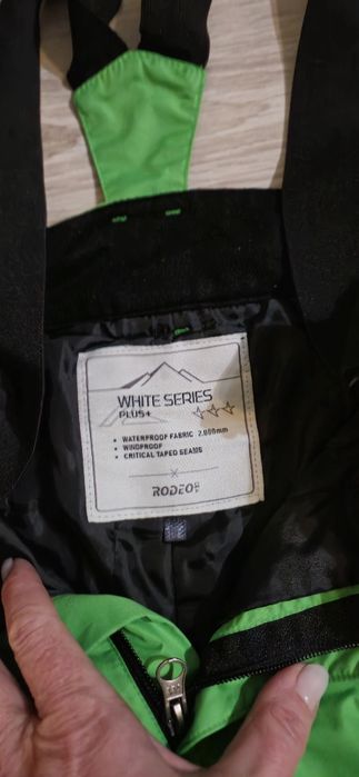 Pantaloni ski băieți marimea 152