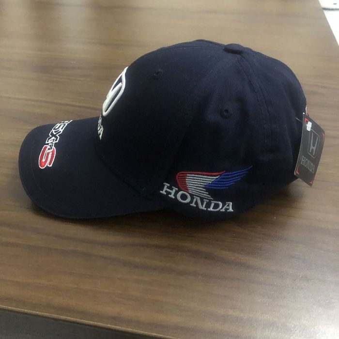 Брендовая кепка от HONDA
