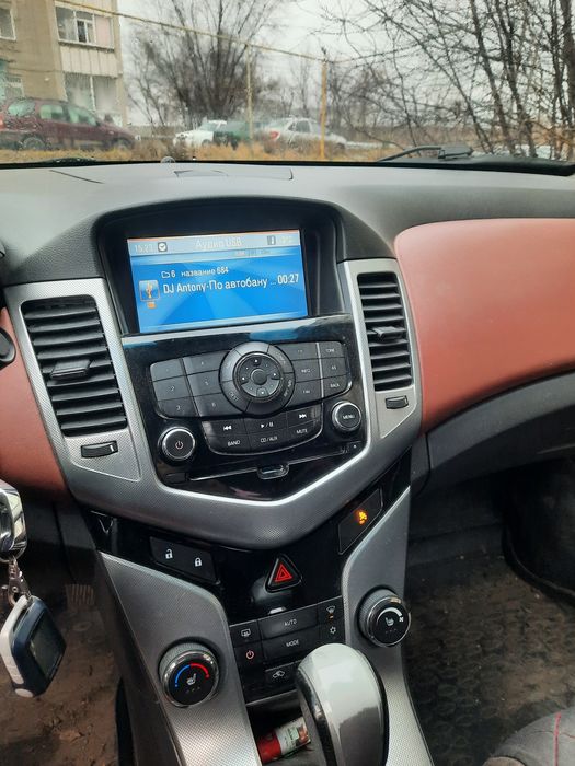 Продам Шевроле Круз