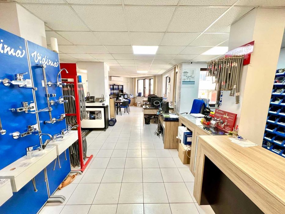 Продава се Магазин в Русе, Център - 225 кв.м за 1329 €/кв.м - Снимка #3